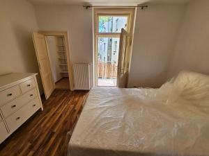 Pronájem bytu 2+kk, Praha - Žižkov, Čajkovského, 58 m2