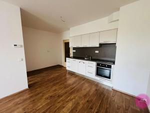 Pronájem bytu 2+kk, Olomouc, Nezvalova, 45 m2