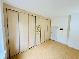 Pronájem bytu 2+1, Cheb, Americká, 62 m2