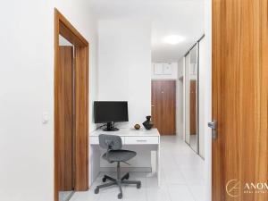 Prodej bytu 3+kk, Praha - Kyje, Davidovičova, 77 m2