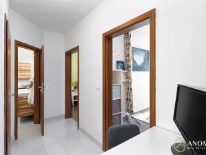 Prodej bytu 3+kk, Praha - Kyje, Davidovičova, 77 m2