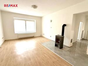 Pronájem rodinného domu, Řisuty, 80 m2