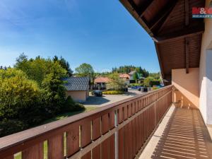 Prodej rodinného domu, Nová Role - Mezirolí, 221 m2