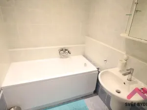 Pronájem bytu 3+1, Praha - Hlubočepy, Lamačova, 66 m2