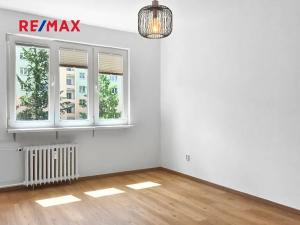 Pronájem bytu 2+1, Praha - Záběhlice, Přesličková, 53 m2