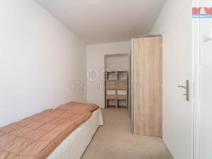 Prodej bytu 3+1, Tmaň, Sídliště, 62 m2
