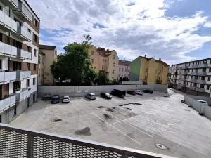 Pronájem bytu 1+kk, Plzeň, Železniční, 43 m2