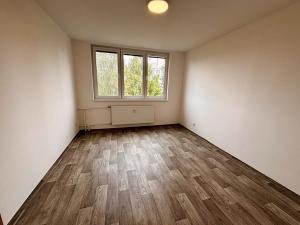 Pronájem bytu 3+1, Klatovy, Pod Hůrkou, 63 m2