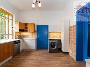 Pronájem bytu 3+1, Praha - Bubeneč, Slavíčkova, 90 m2