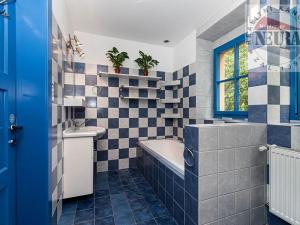 Pronájem bytu 3+1, Praha - Bubeneč, Slavíčkova, 90 m2