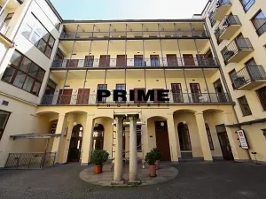 Pronájem bytu 3+1, Praha - Smíchov, Štefánikova, 129 m2
