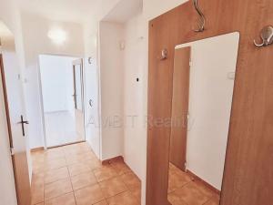 Pronájem bytu 2+1, Praha - Žižkov, Osiková, 57 m2