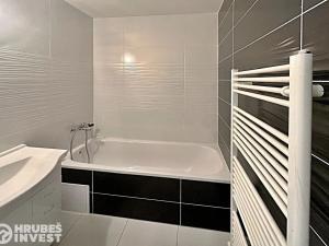 Pronájem bytu 3+1, Kvasiny, 70 m2