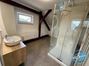 Pronájem bytu 2+kk, Opava, Vodárenská, 105 m2