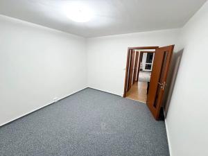 Pronájem bytu 3+1, Praha - Chodov, Brodského, 65 m2