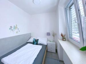 Pronájem bytu 2+kk, Brno, Bulharská, 45 m2