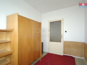 Prodej bytu 3+1, Praha - Prosek, Lovosická, 79 m2