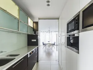 Pronájem bytu 3+kk, Praha - Vinohrady, Italská, 157 m2