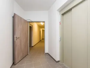 Pronájem bytu 2+kk, Praha - Hodkovičky, Šífařská, 52 m2