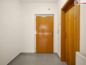 Pronájem bytu 1+kk, Praha - Strašnice, Počernická, 33 m2