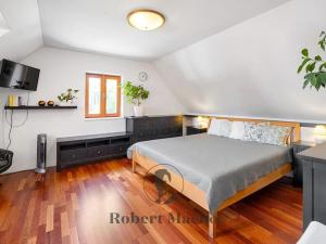 Prodej rodinného domu, Tismice, 268 m2