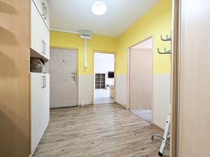 Prodej bytu 2+1, Moravský Krumlov, Sídliště, 51 m2