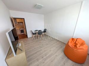 Pronájem bytu 2+kk, Praha - Chodov, Křejpského, 42 m2