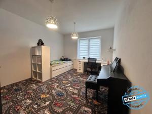 Prodej rodinného domu, Choltice, Na Hlásku, 166 m2