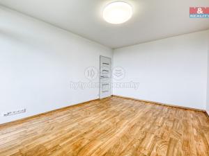 Pronájem bytu 2+1, Plzeň - Skvrňany, Vejprnická, 59 m2