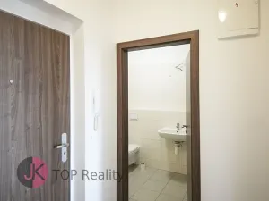 Pronájem bytu 1+kk, Praha - Uhříněves, Václava Trojana, 31 m2