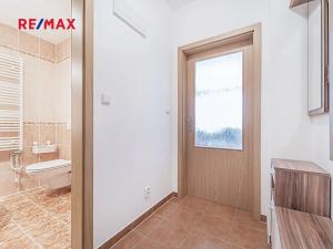 Prodej bytu 1+kk, Praha - Černý Most, Dobrovolného, 32 m2