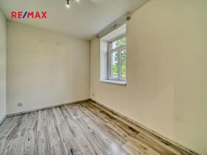 Pronájem bytu 2+kk, Milovice, Slepá, 38 m2