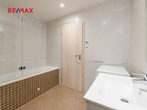 Prodej bytu 2+kk, Praha - Žižkov, Olšanská, 80 m2