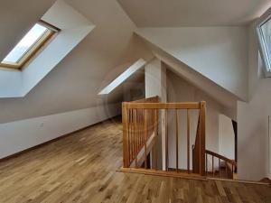 Pronájem bytu 3+kk, České Budějovice, Dukelská, 107 m2