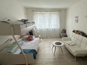 Prodej bytu 2+1, Praha - Strašnice, Sečská, 64 m2
