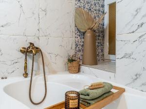 Prodej vícegeneračního domu, Bouzov, 420 m2