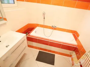 Pronájem bytu 3+kk, Praha - Nusle, Pod vilami, 98 m2