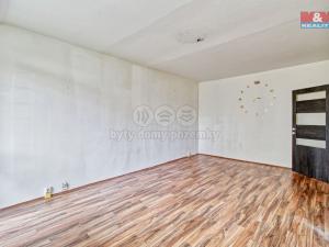 Prodej bytu 2+1, Chomutov, Dřínovská, 61 m2