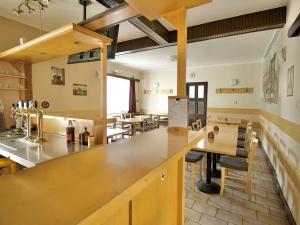 Pronájem rodinného domu, Kamýk nad Vltavou, 550 m2