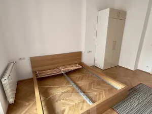 Pronájem kanceláře, Praha - Staré Město, Platnéřská, 57 m2