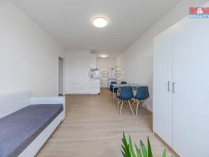 Prodej bytu 2+kk, Praha - Řepy, Makovského, 45 m2