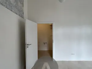 Pronájem obchodního prostoru, Brno, Skácelova, 34 m2