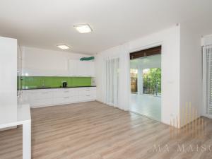 Pronájem rodinného domu, Praha - Březiněves, Na poli, 150 m2