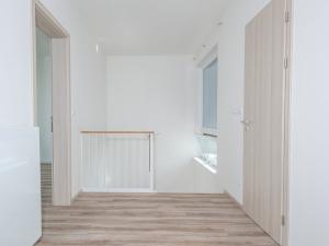 Pronájem rodinného domu, Praha - Březiněves, Na poli, 150 m2