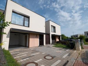 Pronájem rodinného domu, Praha - Březiněves, Na poli, 150 m2