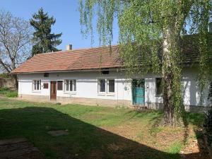 Prodej skladu, Praha - Šeberov, K Hrnčířům, 250 m2