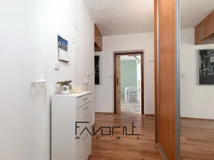 Prodej bytu 2+1, Ostrava, Břustkova, 62 m2