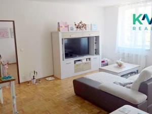 Pronájem bytu 2+kk, Karlovy Vary, Vítězná, 65 m2