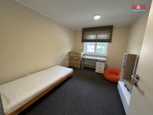 Pronájem bytu 3+1, Louny, Osvoboditelů, 80 m2