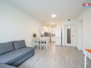 Prodej bytu 2+kk, Praha - Třebonice, Do zahrádek I, 48 m2